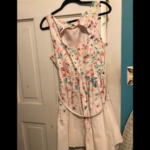 Lauren Conrad summer dress